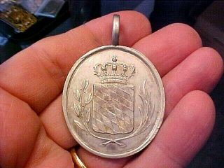 Wwi? Oval Austrian War Medal? Silver? " Gemeinde Salzburg Hofen " Interesting.