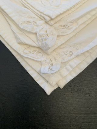 Vintage Set of 3 White Cotton Table Linen Napkins Lace Corner 14 