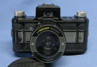 Vintage Sprocket Rocket 35mm Panoramic Lomography Film Camera w/Manuals EXC 2