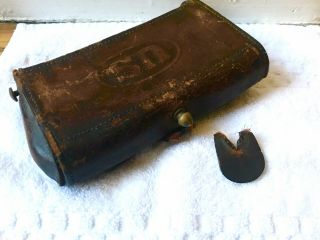 WW1 Era Leather Ammo Pouch Smooth Brown Leather Marked “US” Vintage 3