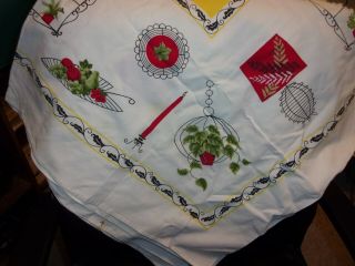 Vintage Cotton Tablecloth 45 X 48 Green Ivy With Yellow Black Red Accents Guc
