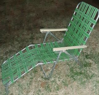 Vintage 1960s Webbed Chaise Lounge Folding Aluminum Lightweight Lawn Chair Euc