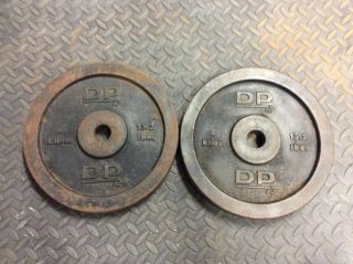 2 Vintage Dp Standard 13.  2 Lbs/ 6kg Barbell Weight Plates 26.  4 Lb Total 1 " Hole