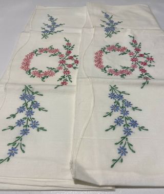 Pair Vintage Hand Embroidered Pillow Cases Floral Euc Scalloped
