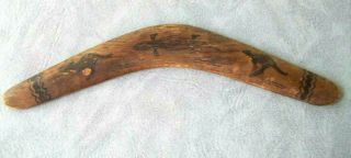 Vintage Hand Carved & Painted Australian Aboriginal Boomerang Kangaroo & Lizard