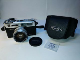 Vintage G Yashica Electro 35 Gsn Camera W/ 1:1.  7 Lens 45 Mm Lense,  Case Vintage