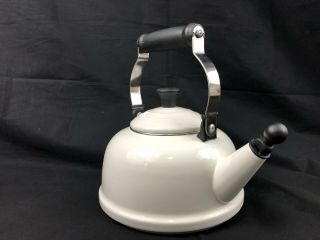 Vintage Le Creuset Whistling Tea Kettle White 2.  0 Qt Vg Cond