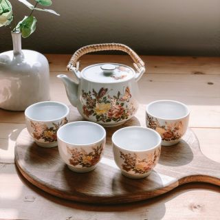Vintage Ceramic White & Gold Floral & Butterfly Print Tea Set Pot & 4 Teacups