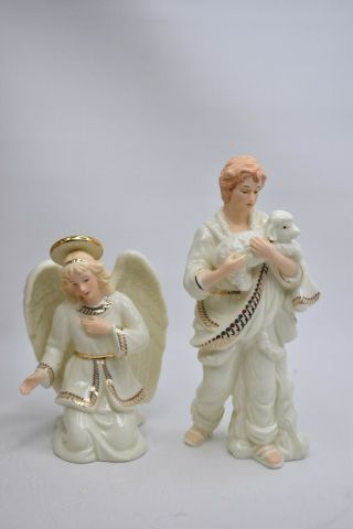 Vintage BON TON Jade Porcelain Nativity 4 Figurines Shepherd Angel 2 Sheep EUC 3