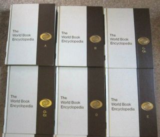 Vintage The World Book Encyclopedia complete set 1972 edition 3