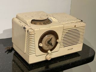 Vintage Philco Transitone Clock Radio Model 51 - 537