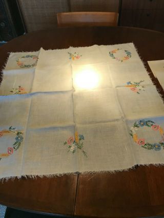 Vintage Hand Embroidered Table Cloth And 4 Napkins,  Luncheon/card Table Size