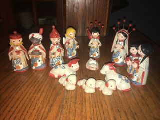 Vintage Mexican Folk Art Pottery Nativity 14 Piece Set - Hand - Painted