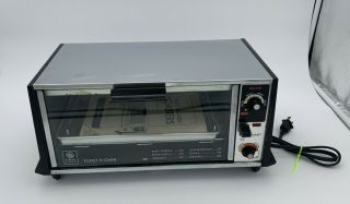Vintage General Electric Ge Toast - R - Oven A9t104 Chrome Toaster Oven