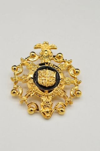 Sj St.  John Vintage Pendant Pin Brooch Gold Black Enamel Statement Crest Binf