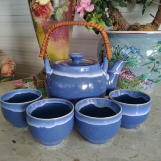 Blue Ceramic Asian Chinoiserie Japanese Tea Pot And Cups Set Bamboo Handle