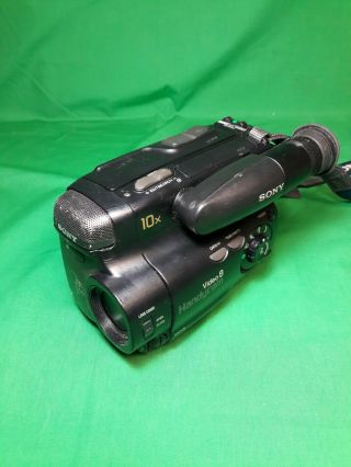 Vintage Sony Video Camera Recorder CCD - TR31,  Charger,  TV cables and 2 batteries 2