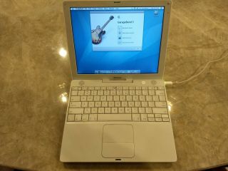 Vintage 2006 Apple Ibook G4 Laptop Mac Os Tiger 10.  4