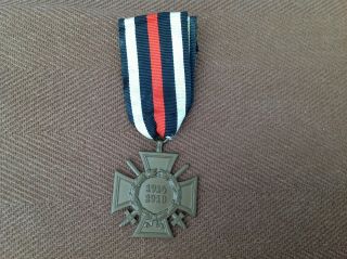 The Honour Cross Of The World War 1914 - 1918 Medal With Ribbon