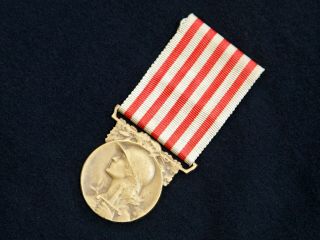French Wwi 1914 - 1918 Commemorative Military Medal W/ U - Pin & Rare Maker Pl