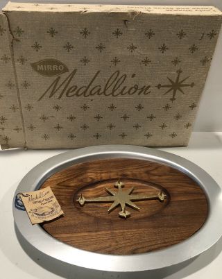 Vintage Mirro Medallion Mid Century Modern Cut And Serve Platter