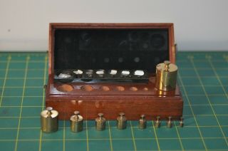 Pretty Vintage Henry Troemner Calibration Weight Set In Wooden Box
