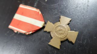 Wwi Wwii French Cross Of Valor Medal