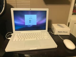 Vintage Apple Macbook 13.  3 " Laptop 120gb Hard Drive W/apple Mighty Mouse