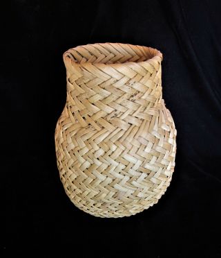 Vintage Native American Cherokee Double Weave River Cane Basket - 9 1/2 "
