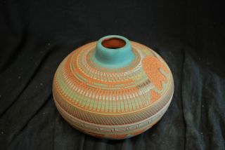 8 " Native American Navajo Pottery Etched Hand Painted - A1