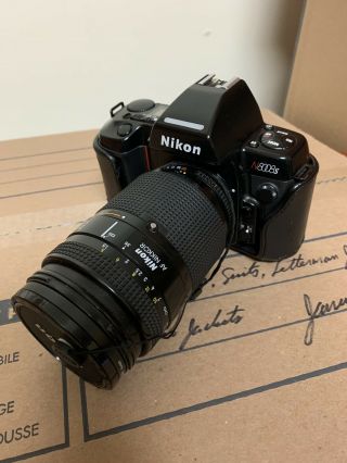 Vintage Nikon Camera Bundle 8008S 2