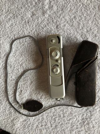 Vintage Minox B Wetzlar German Spy Camera 1958 - 61 With Leather Case And Chain