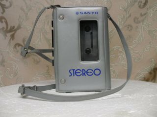 Sanyo M4430 Japan Stereo Cassette Player Vintage Walkman Tape Player W Case
