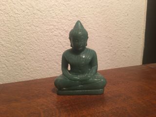 Jade Carved Meditation Buddah Statue