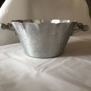 Vintage Everlast Forged Aluminum Bowl With Handles