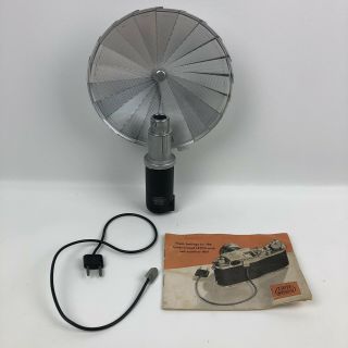 Vintage Leica E.  Leitz Wetzlar Fan Flash Reflector W/ Cable For Camera Germany