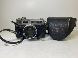 Vintage Yashica Electro 35 Film Camera W/ Yashinon Dx 45mm 1.  7 Lens