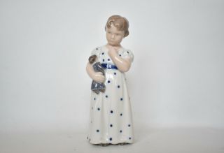 Vintage Royal Copenhagen Porcelain Girl With Doll Figurine 3539