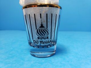 Vintage Trump Taj Mahal Casino Resort Atlantic City Shot Glass Euc