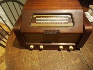 Vintage Philco Model 48 - 475 Am/fm Tube Radio Perfect For Restoration Retro Look