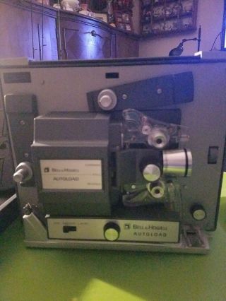 Vintage BELL and HOWELL AUTOLOAD Model 357B 8 Film Movie Projector 3