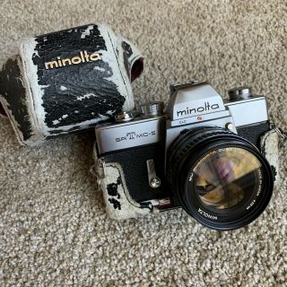 Minolta Srt Mc - Ii 55mm Vintage Camera With Leather Case