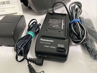Panasonic Palmcorder Camcorde VHSC PV - L550D 150x Digital VTG 2000 With Battery, 2