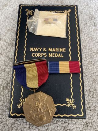 Wwii Wrap Brooch Navy & Marine Corps Medal W/ Box,  Ribbon & Lapel