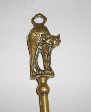 Vintage Scared Cat Handle Design Brass Metal Toasting Fork