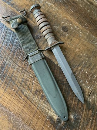 Wwii Ww2 Us M3 Guard Marked Imperial Trench Knife W/m8 Scabbard