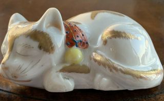 Very Sweet Vintage Japanese Kutani Porcelain Sleeping Cat 4 "