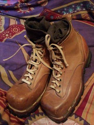 10th Mountain Division 1943 Wwii Us Army Ski Boots,  9.  5c Leather,  Goodyear Sole