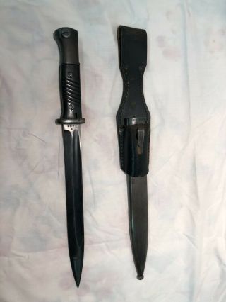 German Wwii K - 98 1940 Bayonet W/ Matching Scabbard And Frog