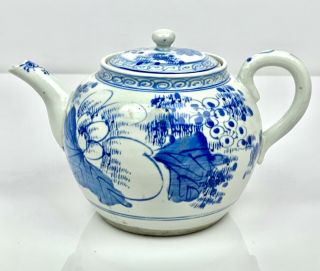 Vintage / Antique Chinese Blue & White Porcelain Teapot